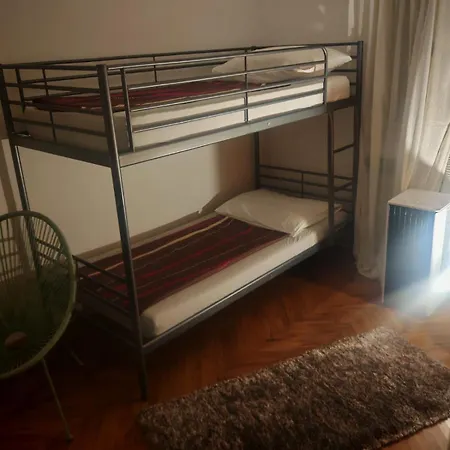 Krek Haus Πανδοχείο